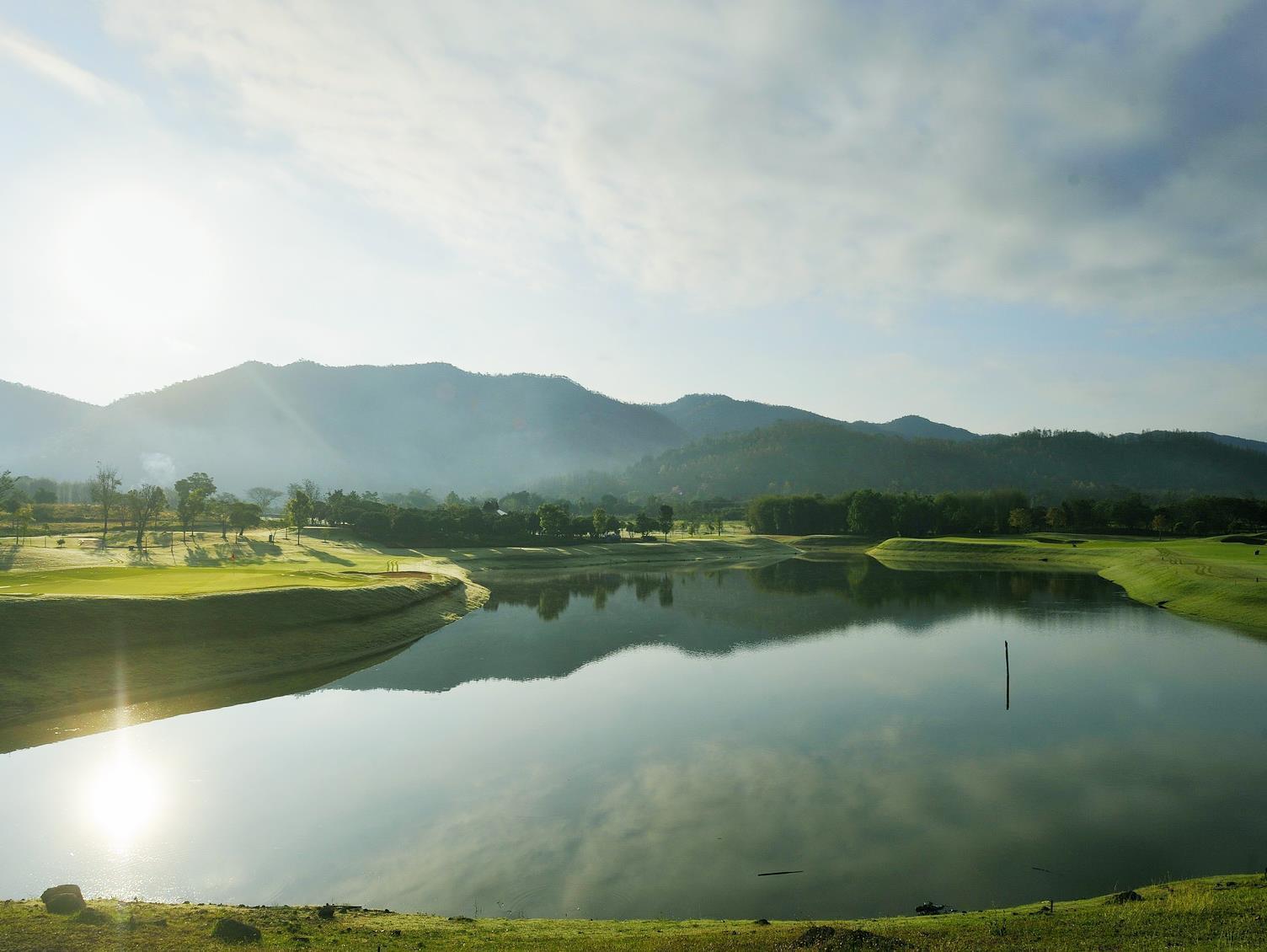 Chiangmai Highlands Golf And Spa Resort Mae On Esterno foto