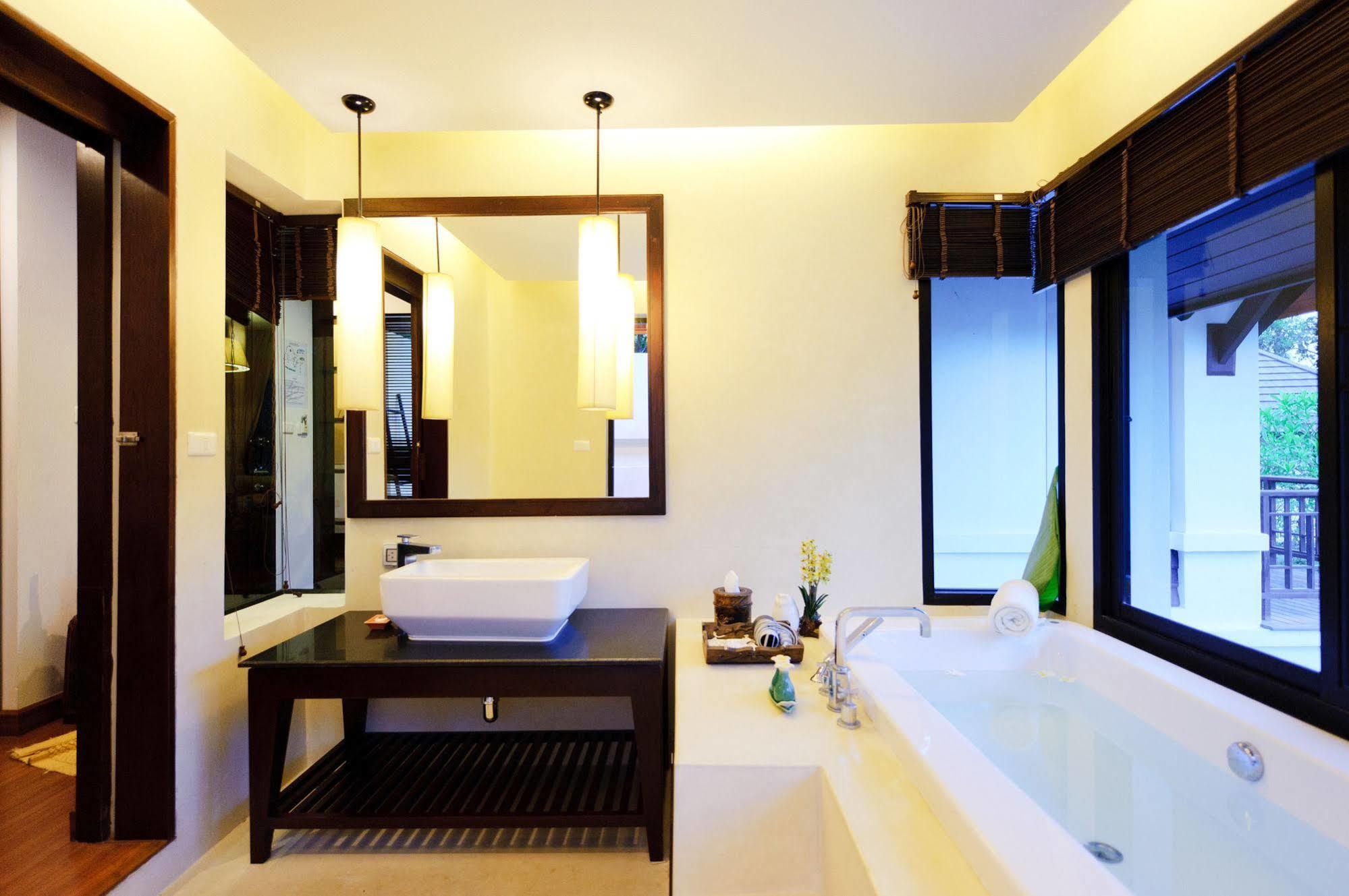 Chiangmai Highlands Golf And Spa Resort Mae On Esterno foto